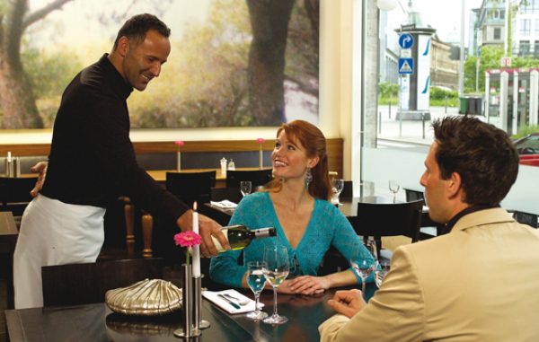 Geschäftsessen: wann Sie es von der Steuer absetzen können