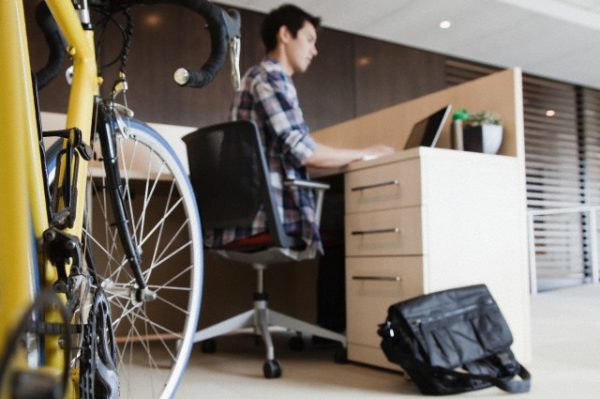 Berufsstart: Diese Versicherungen brauchen Sie