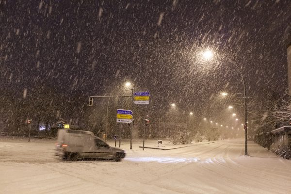 Trotz Unwetter ins Büro?