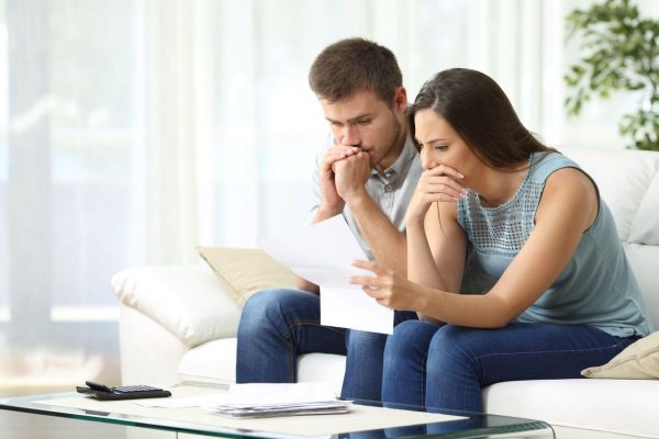 Mit dem Finanzchecker behältst du deine Ausgaben im Blick