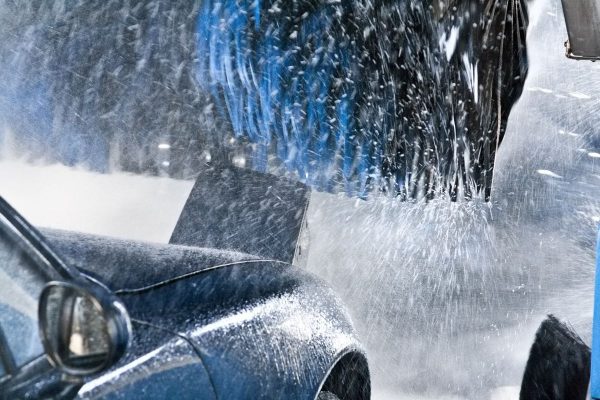 Schaden bei der Autowäsche – und nun?