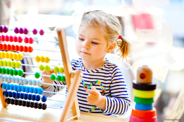 Geldanlage für Kinder: Diese Möglichkeiten gibt es