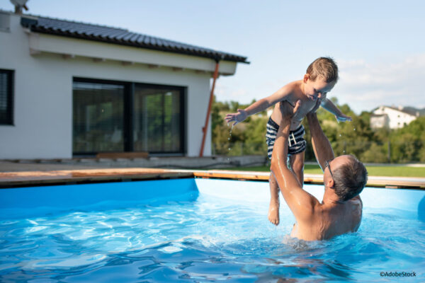 Der Pool im eigenen Garten: Das sollten Sie wissen