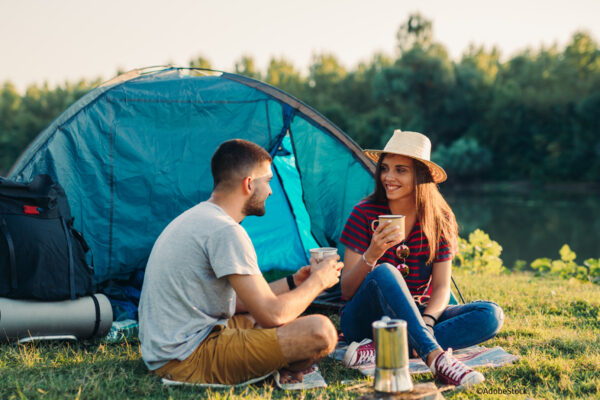 Camping jenseits von großen Plätzen